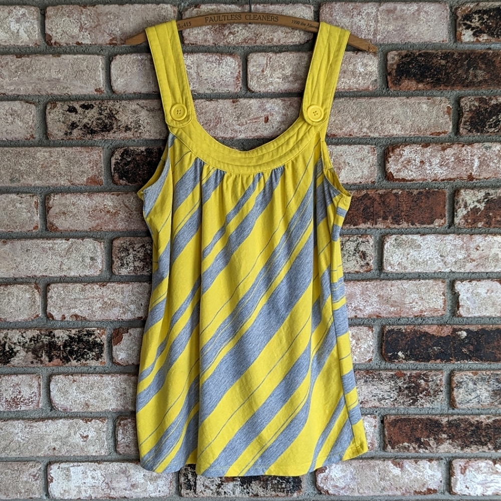 💛 Sosik Yellow & Gray Striped Flowy Tank Top with Large Buttons L